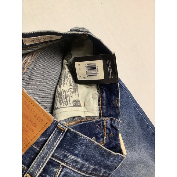 NWT WOMEN'S LEVI JEANS 501 '90s Mid Rise Straight Leg SELVEDGE Button Fly $138 - Picture 5 of 9